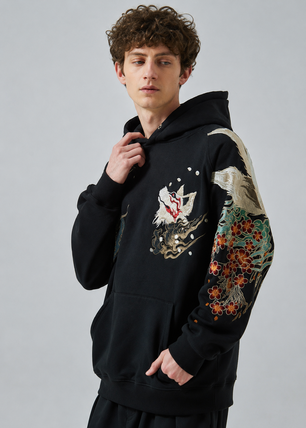 Kitsune | Embroidered Unisex Kimono Fleece Hoodie (九尾狐)