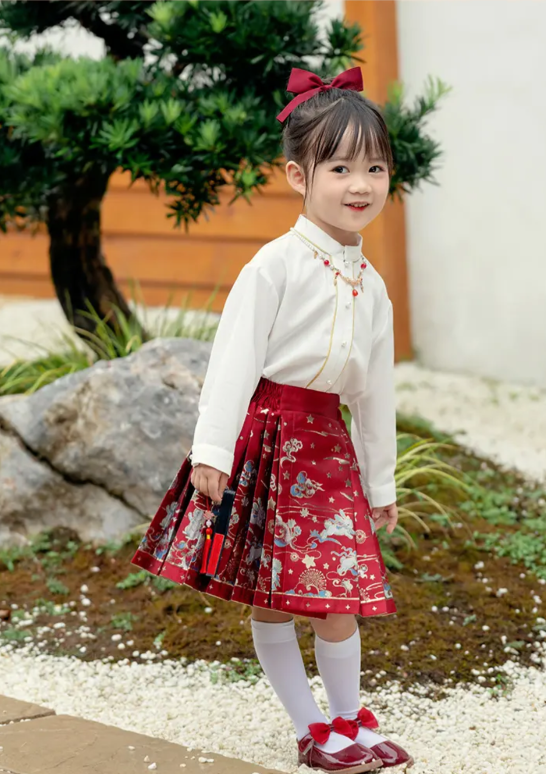 Moon Rabbit | Kid Embroidered Hanfu (望月)