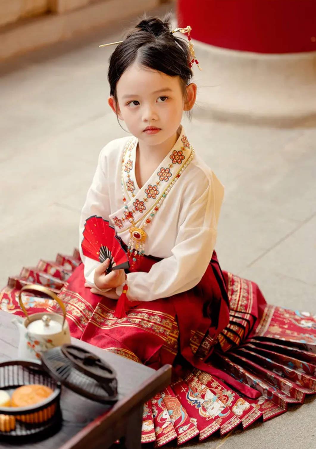 Moon Rabbit | Mom & Kid Embroidered Hanfu (霓凰)