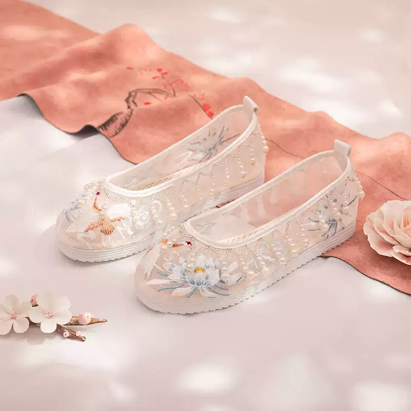 Beaded Curtain | Embroidered Summer Shoes(宫锁珠帘）