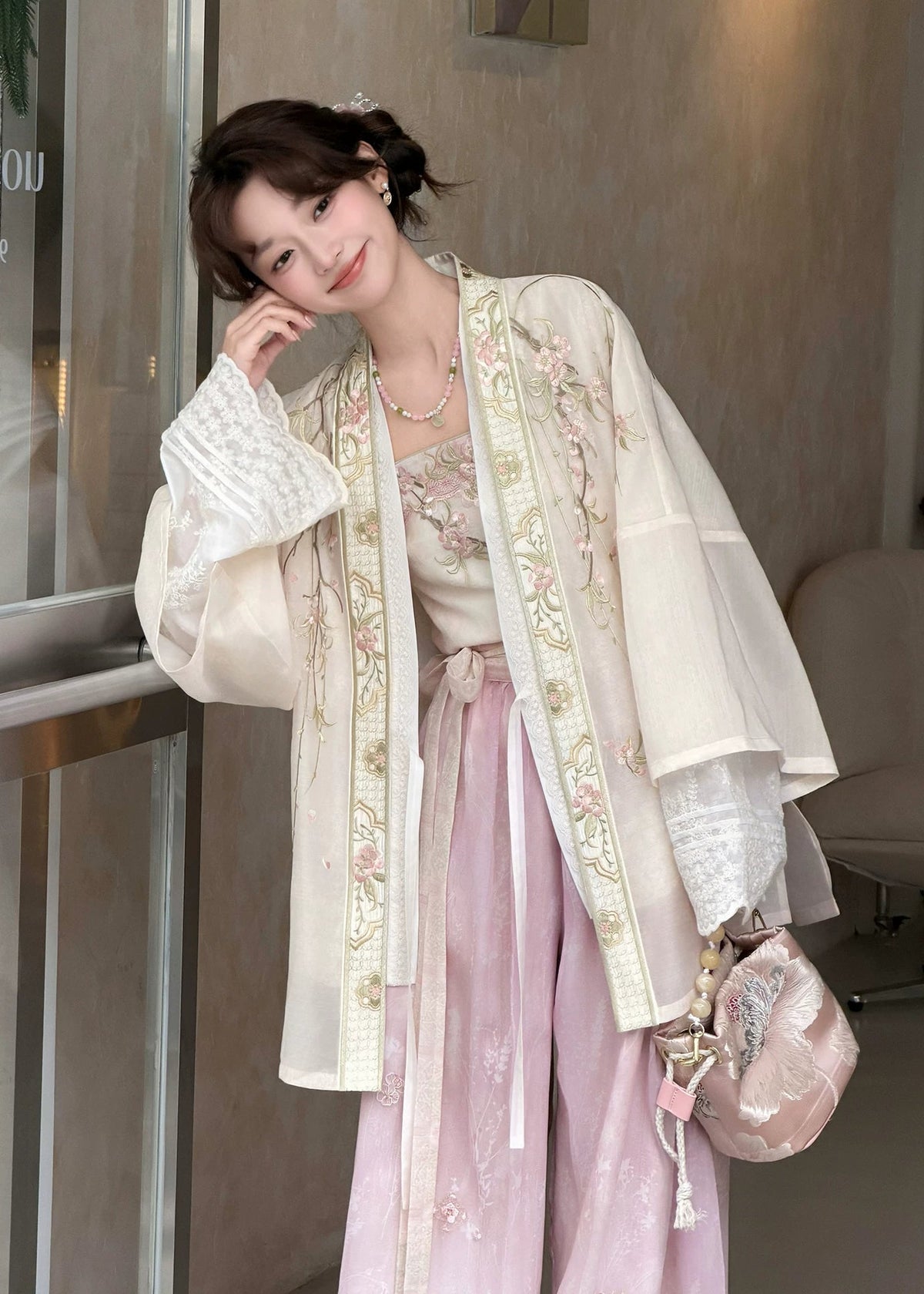 Apricot Blossom | 4-Piece Embroidered Hanfu (杏花约)