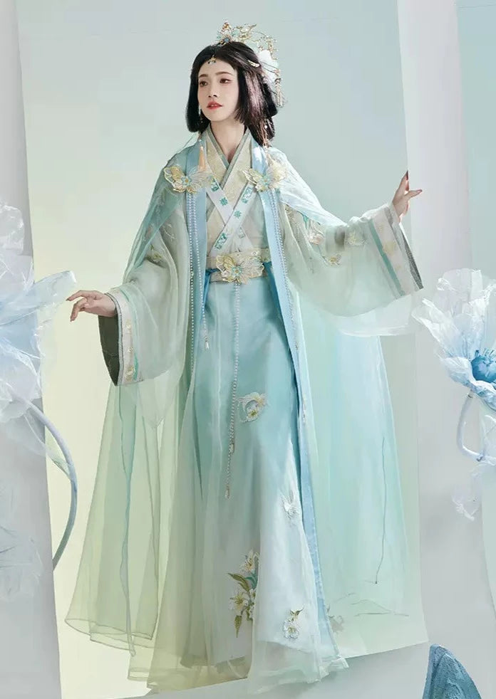 Spring Wind | 5-Pieces Embroidered Hanfu (岁岁春风)