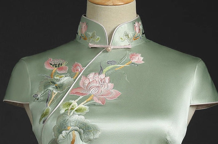 Lotus | Silk Green Custom Made Qipao (睡莲)