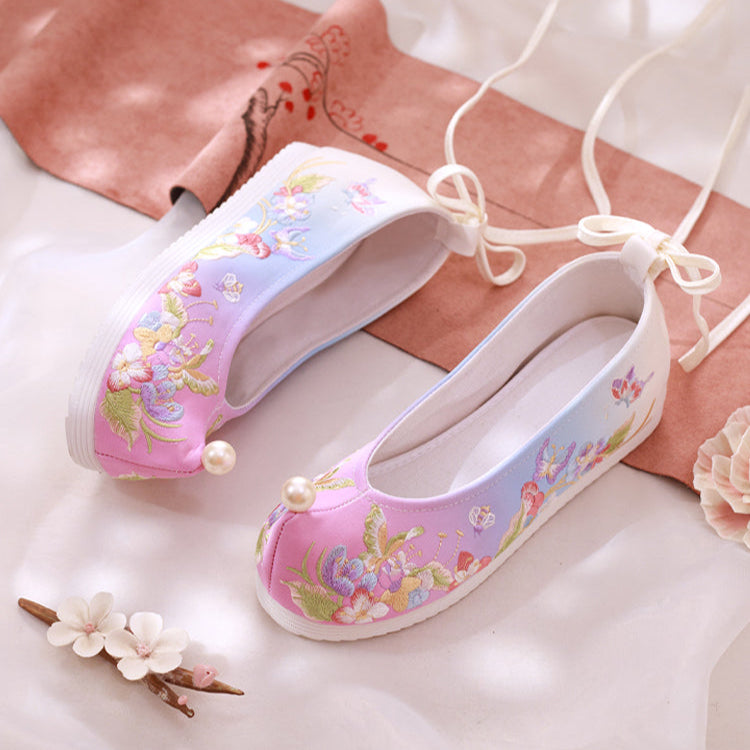 Tassel Charm | Embroidered Shoes(知穗）
