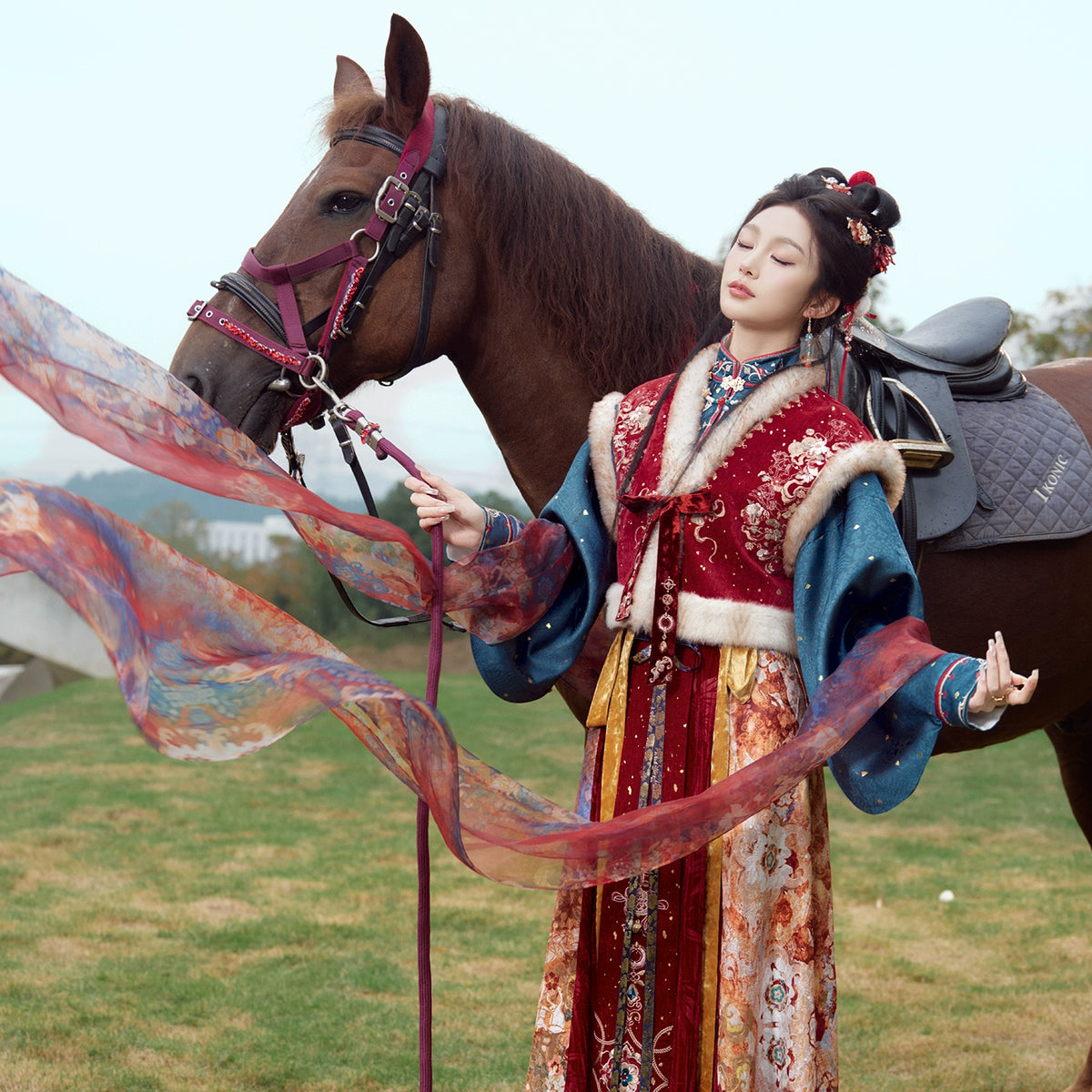 Star Fall | 4-Piece 2026 New Year Hanfu (青阳星回)