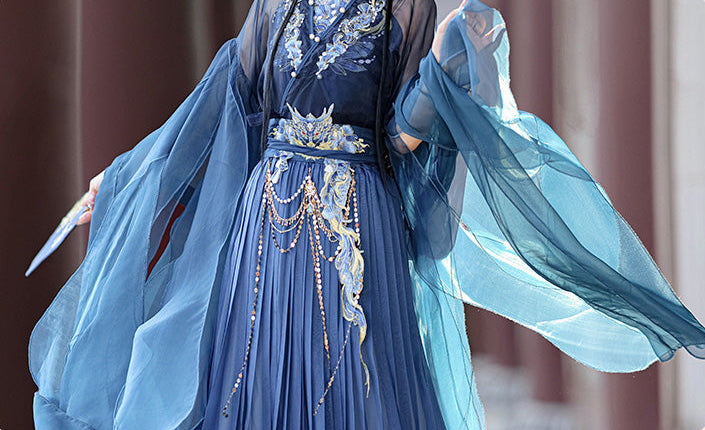 Dragon Queen  | 5-Piece Embroidered Hanfu (西海龙王)