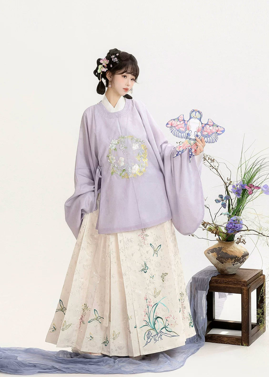 Moonlight Flower | 3-Piece Printed Hanfu (月下花眠)