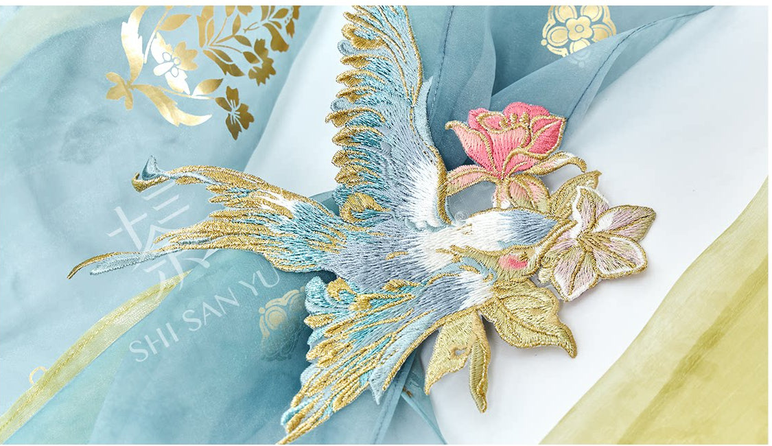 Orioles & Flowers | 3-Piece Embroidered Hanfu (莺花里)