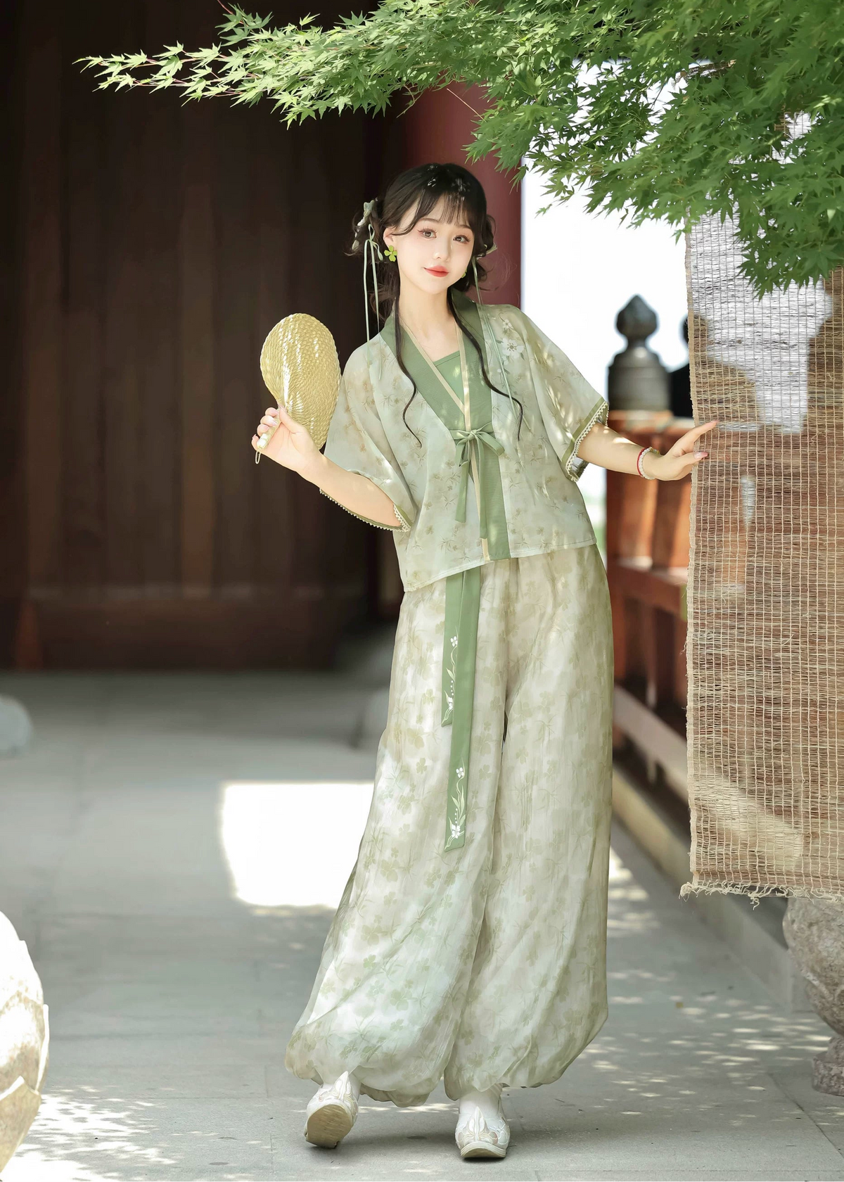 Little Jasmine | 3-Piece Plus Pants Hanfu (小茉莉花)