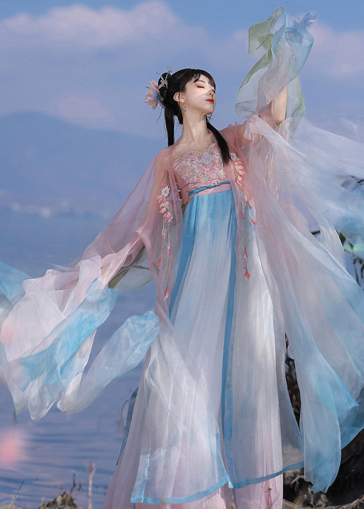 Dream Feather | 3-Piece Embroidered  Hanfu (梦羽)