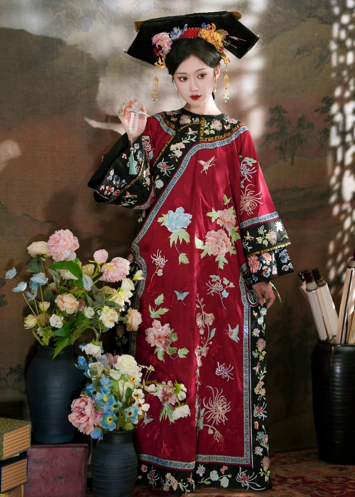 Sister Mei | Qing Manchu-style Embroidered Robe (眉姐姐)