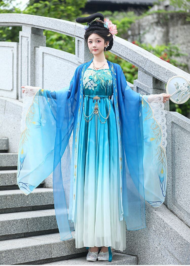 Soaring Peacock | 4-Piece Plus Set (孔雀飞)