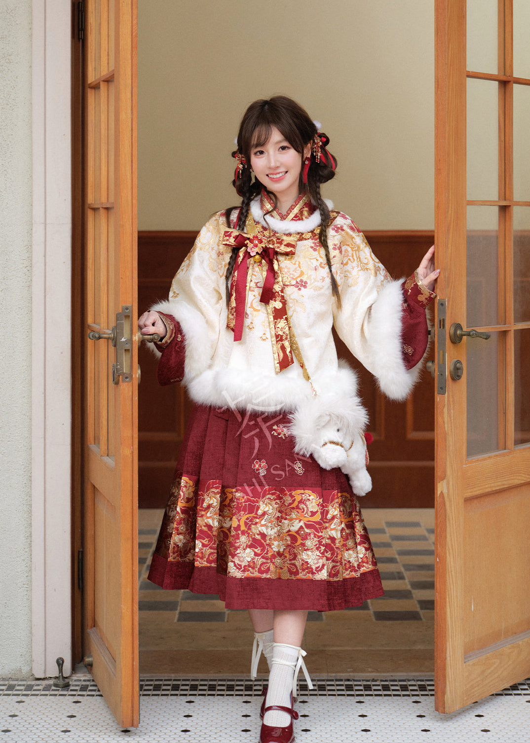 White Horse | 3-Piece 2026 New Year Hanfu (白马嘉岁)