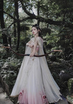 Moonlight Elf | Dunhuang Embroidered Gown (蝶骨)