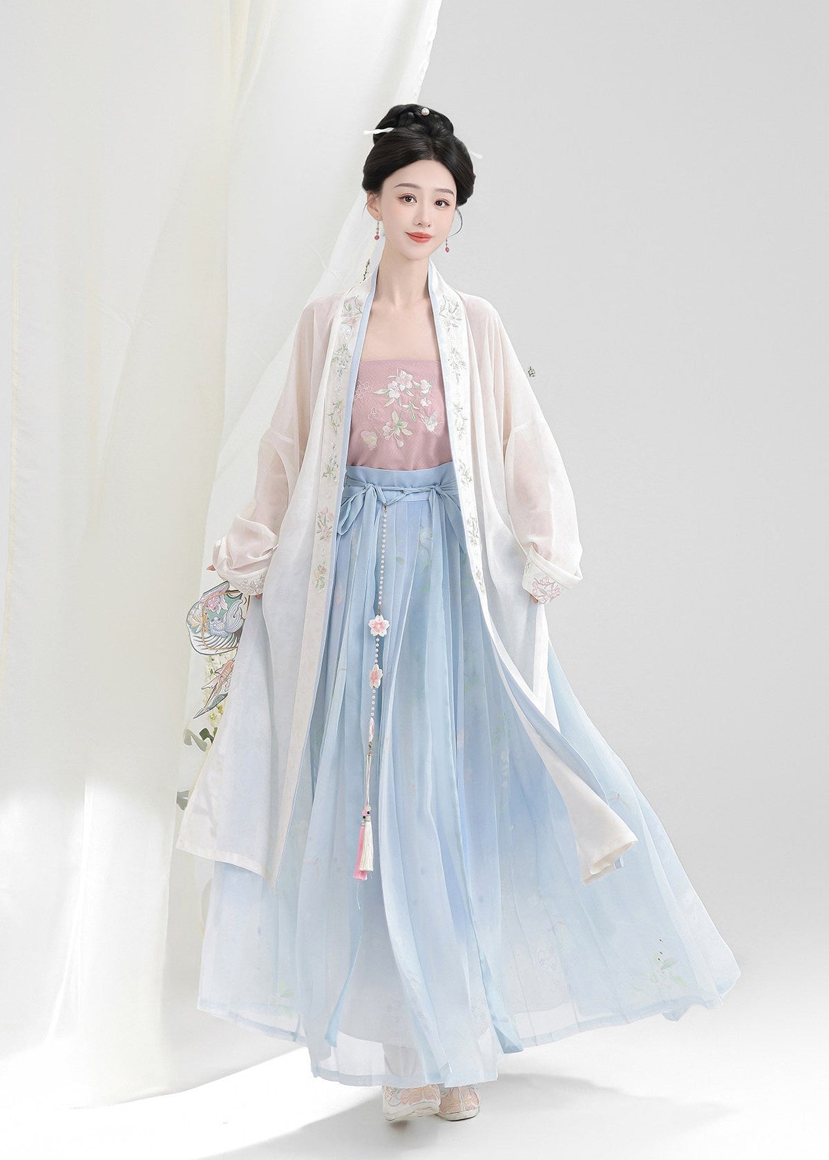 Early Summer | 3-Pieces Embroidered Set (初夏)