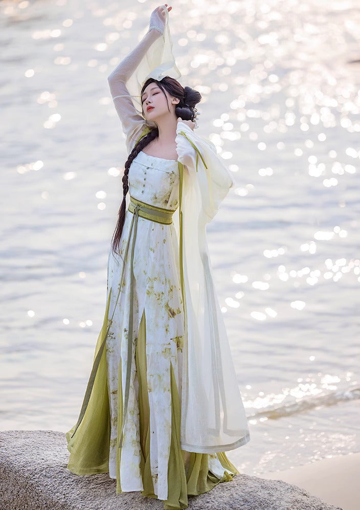 Jade Tree | Modern 3-Pieces Hanfu (青玉案)