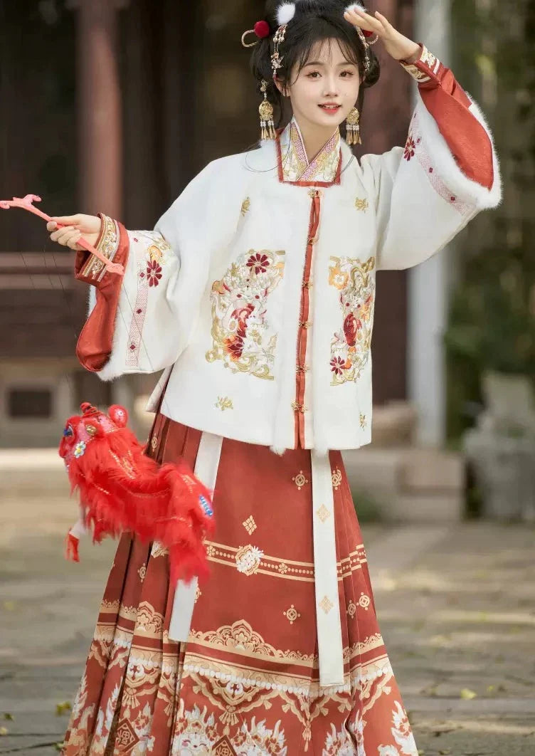 Lucky Dragon | 3-Pieces 2024 New Year Ming Hanfu (祥龙纳福)