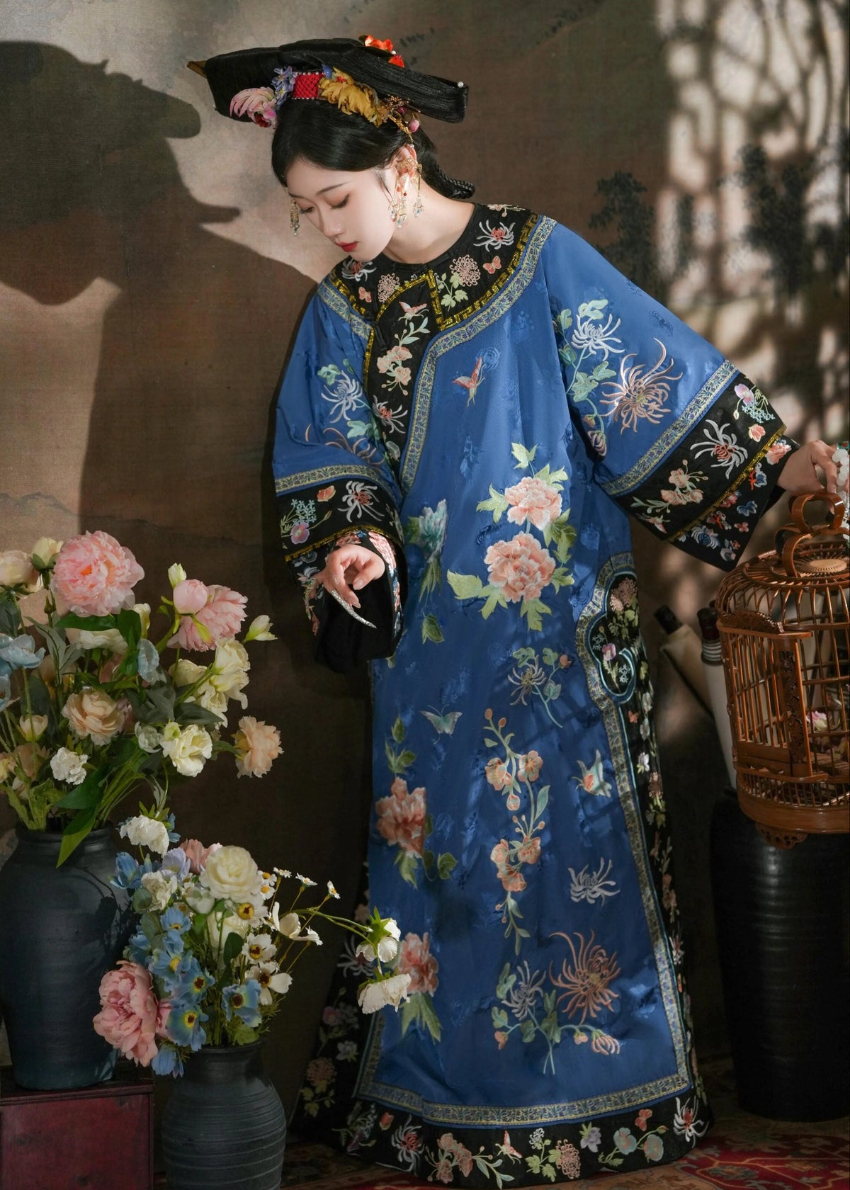 Sister Mei | Qing Manchu-style Embroidered Robe (眉姐姐)
