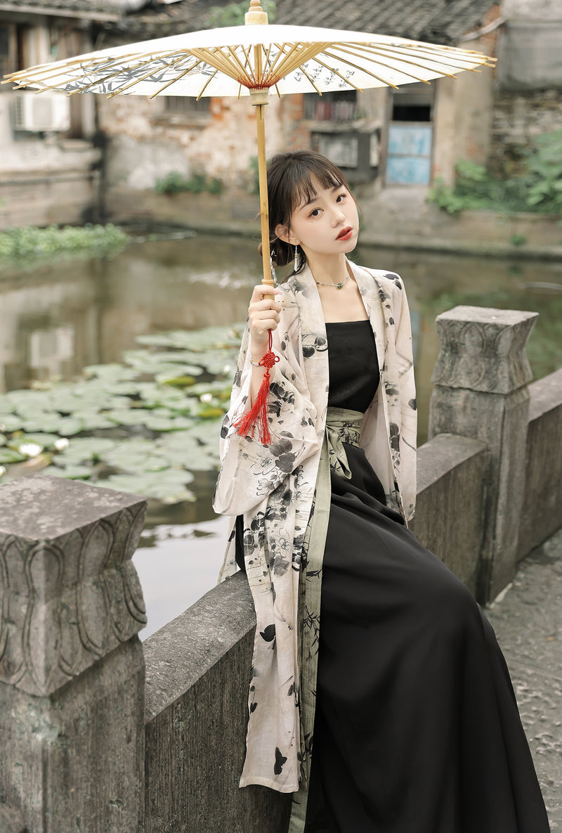 Gathering Fragrance | 4-Pieces Modern Black Pants Set (拾芳)