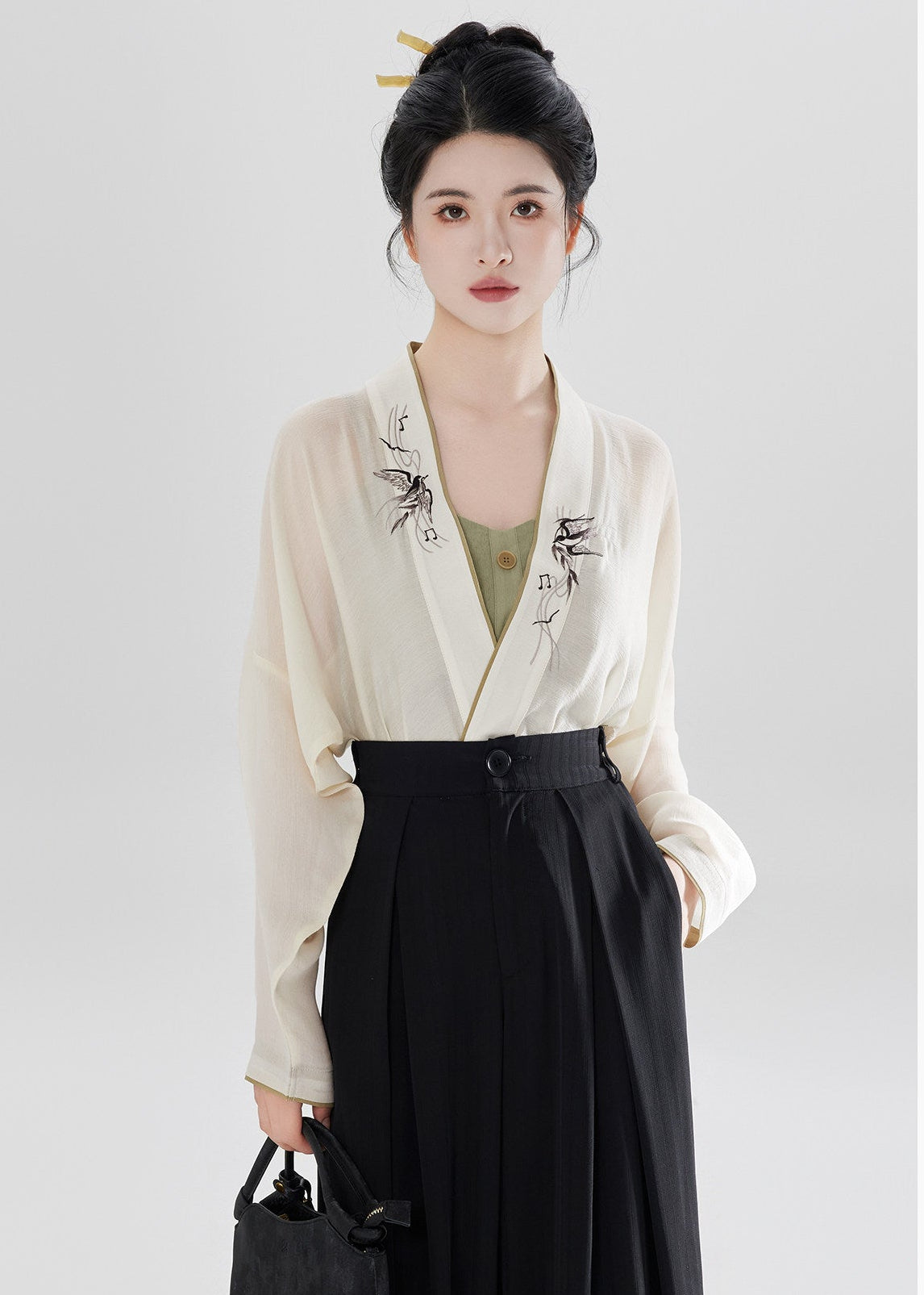 Swallow Melody | Modern 3-Piece Pants Set (弦上燕)