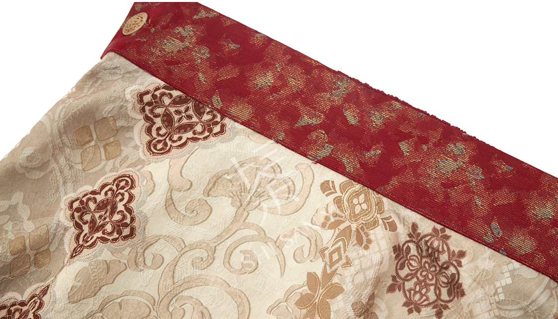 Crimson Steed | 4-Piece 2026 New Year Hanfu (赤马宝相)