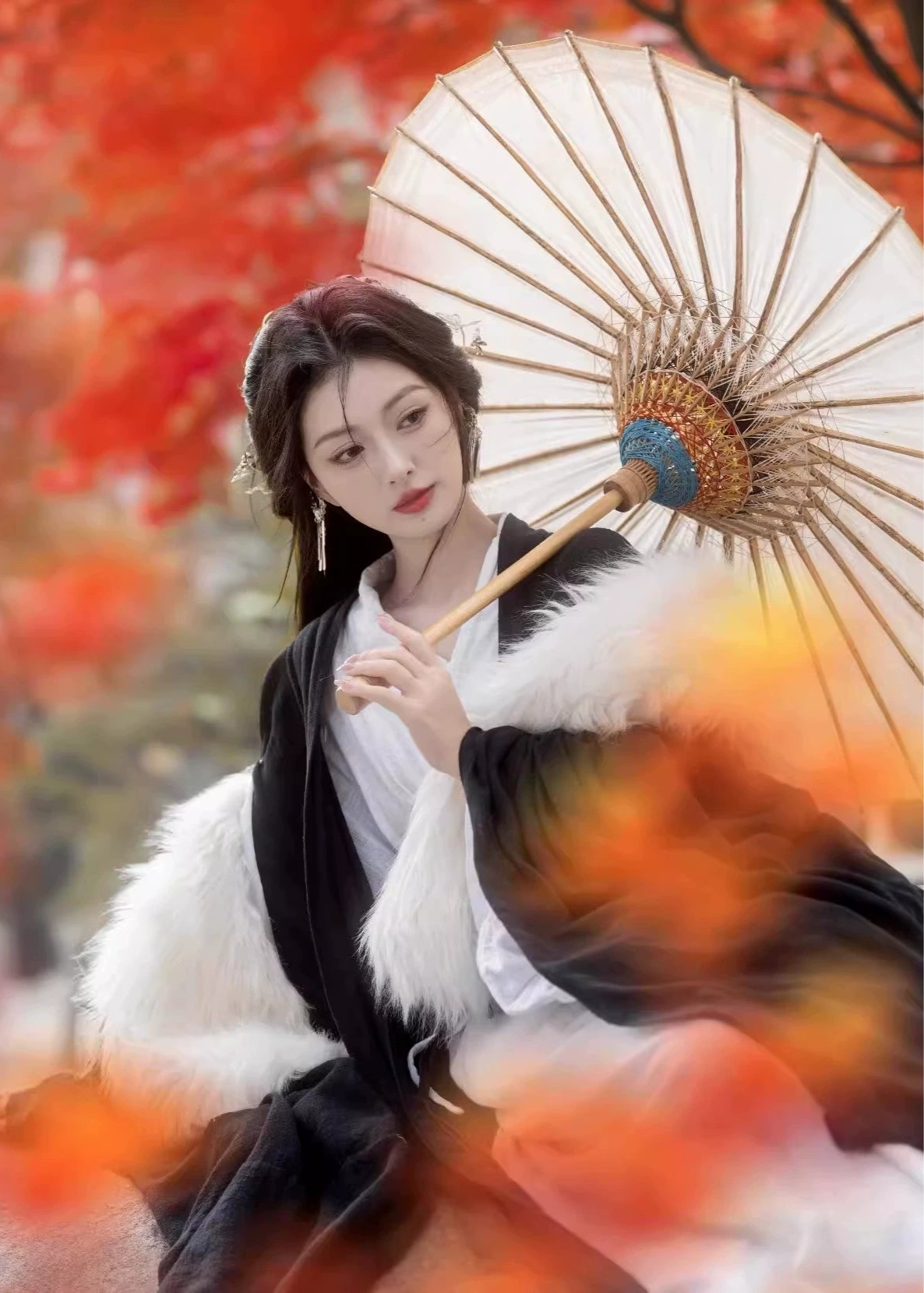 Missing Heart | Han Dynasty Linen Hanfu (戚戚忧思深)