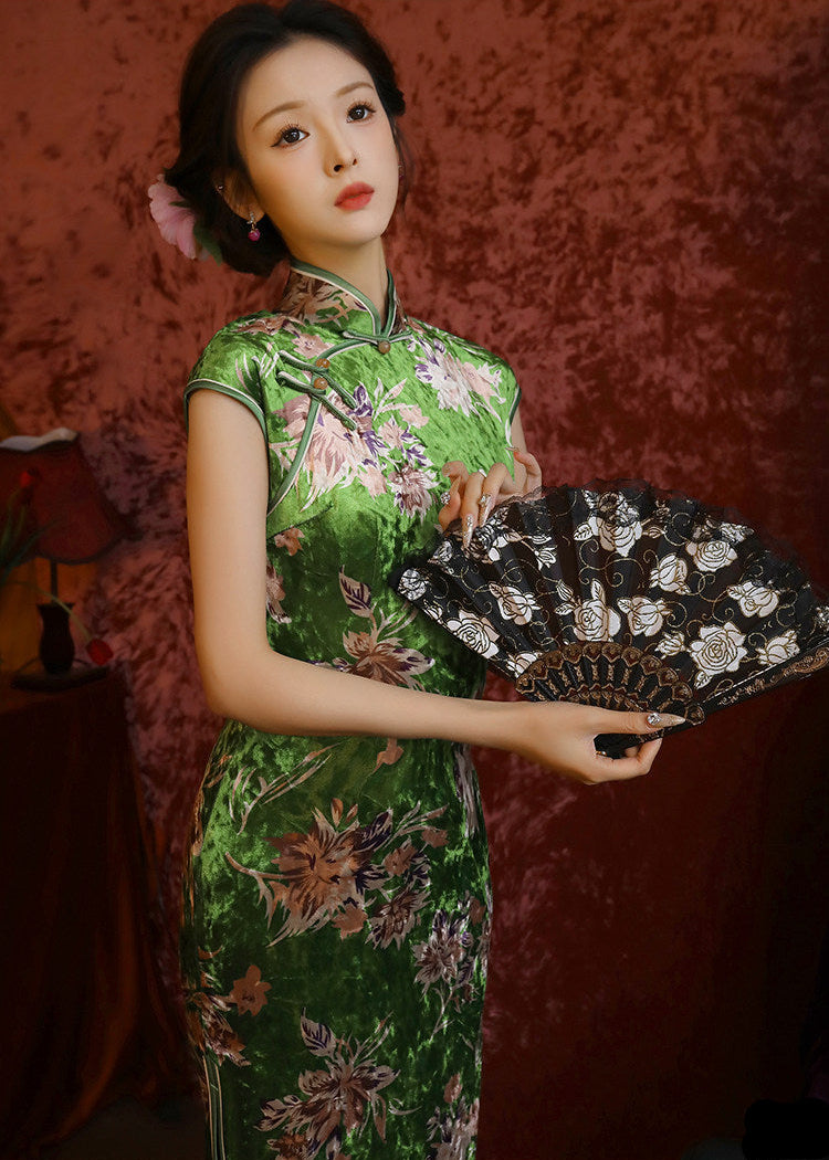 Emerald Blossom | Vintage Velvet Qipao (翠影繁花)