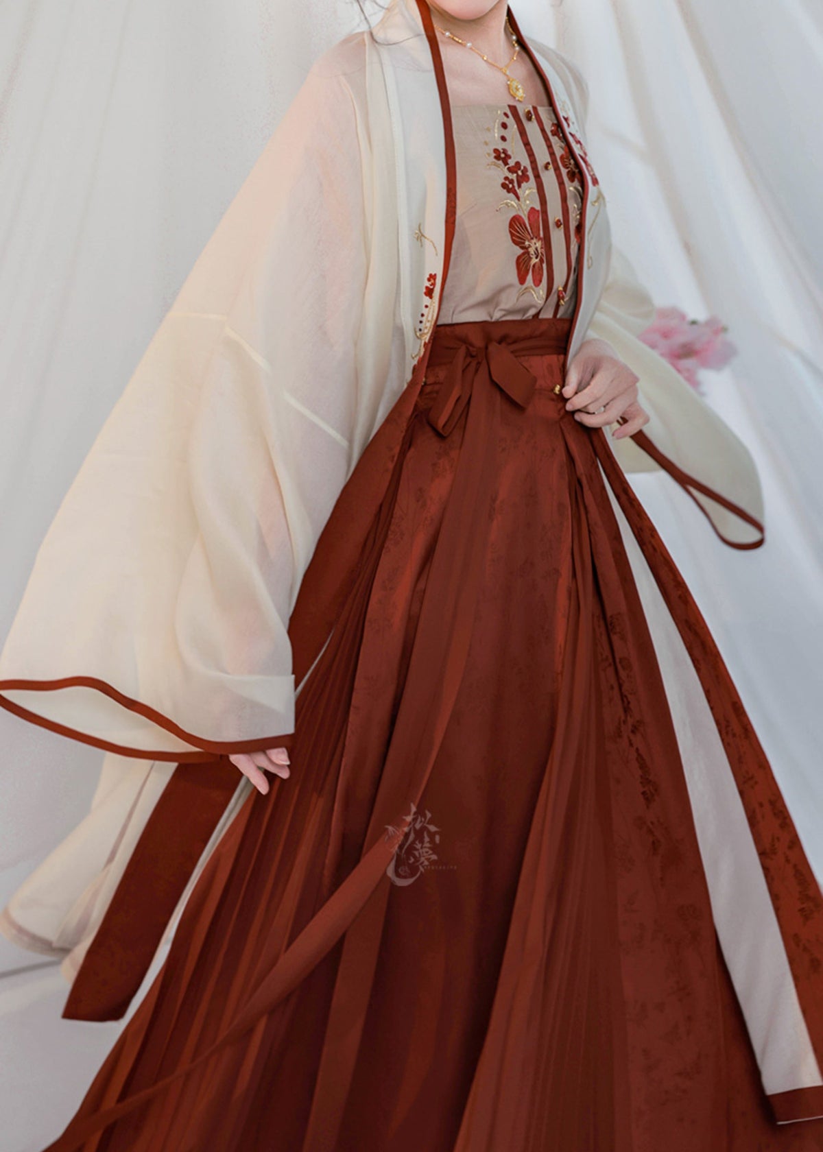 Crimson Goblet | 3-Piece Hanfu (赤玉盏)