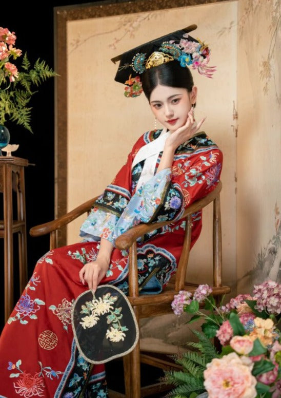 Sister Mei | Qing Qi Embroidered Dress (眉姐姐)