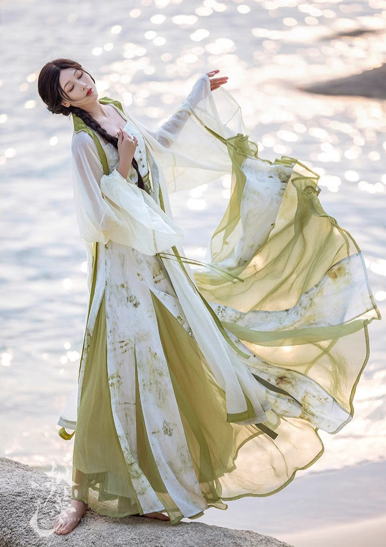 Jade Tree | Modern 3-Pieces Hanfu (青玉案)