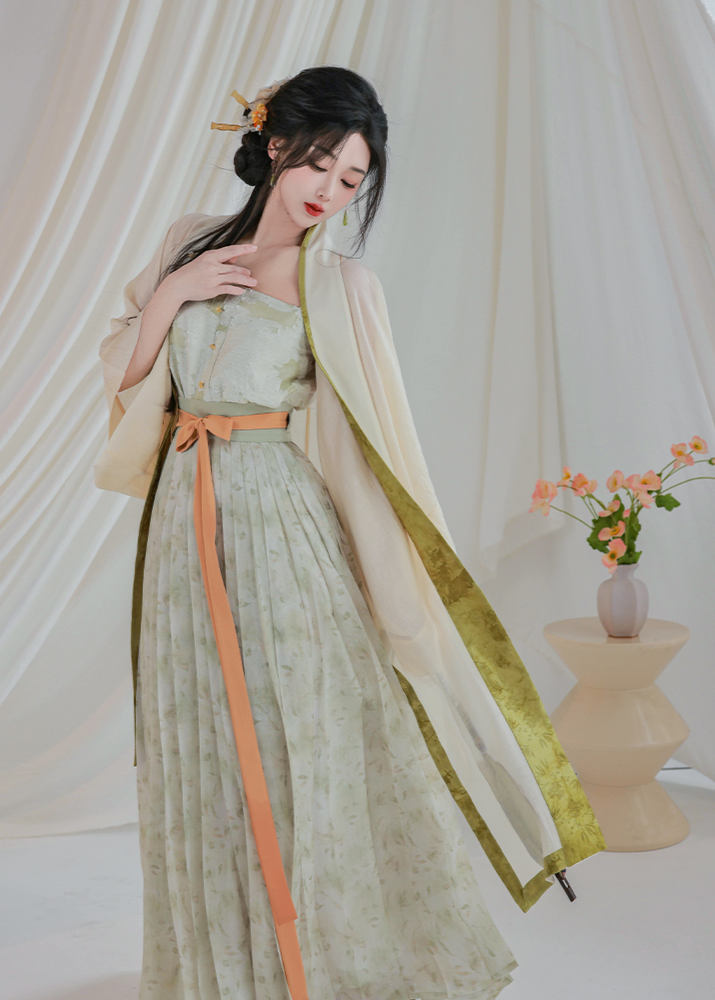 Dawn Peaks | 4-Piece Hanfu (晓山青)