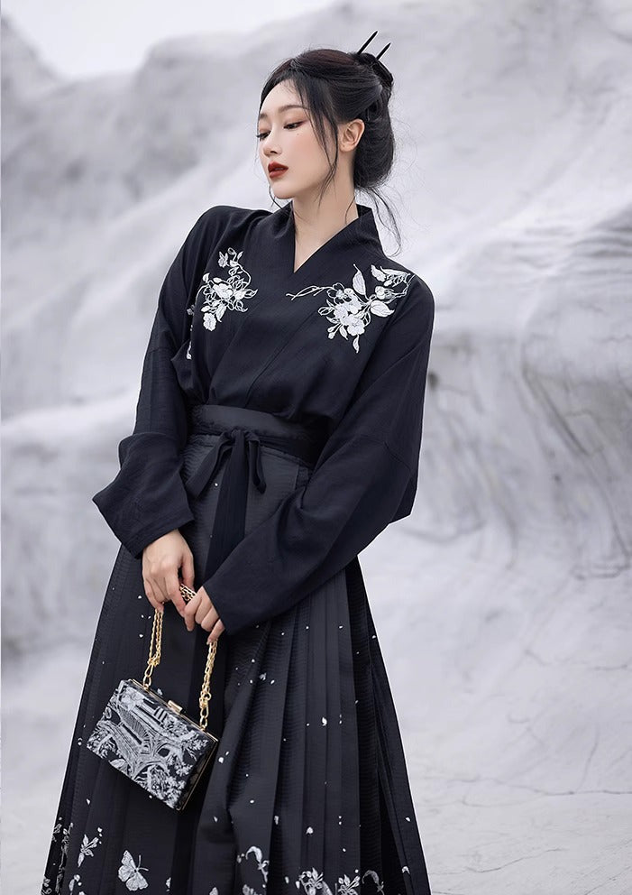 Black Widow | Modern 2-Pieces Hanfu (人间客)