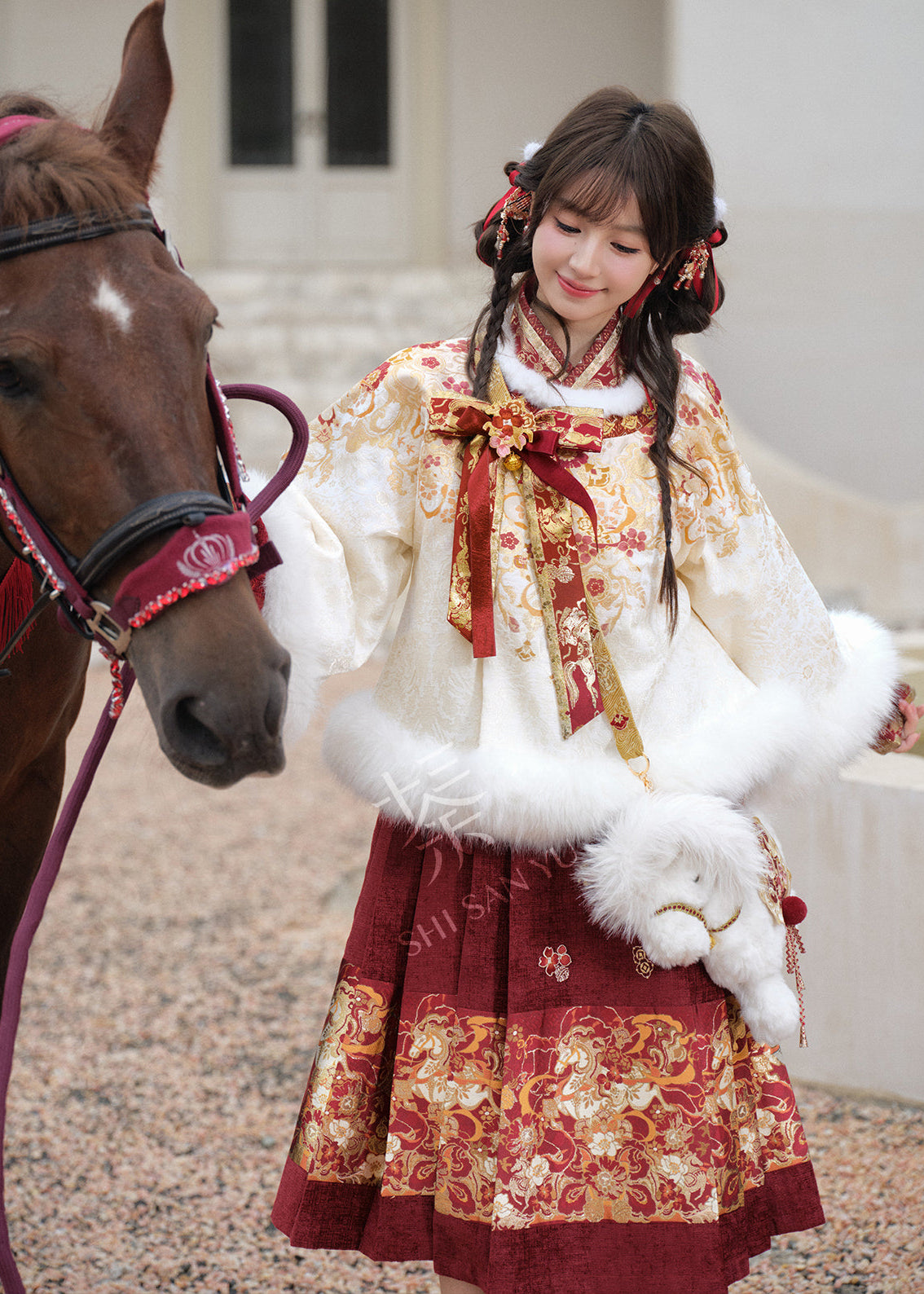 White Horse | 3-Piece 2026 New Year Hanfu (白马嘉岁)