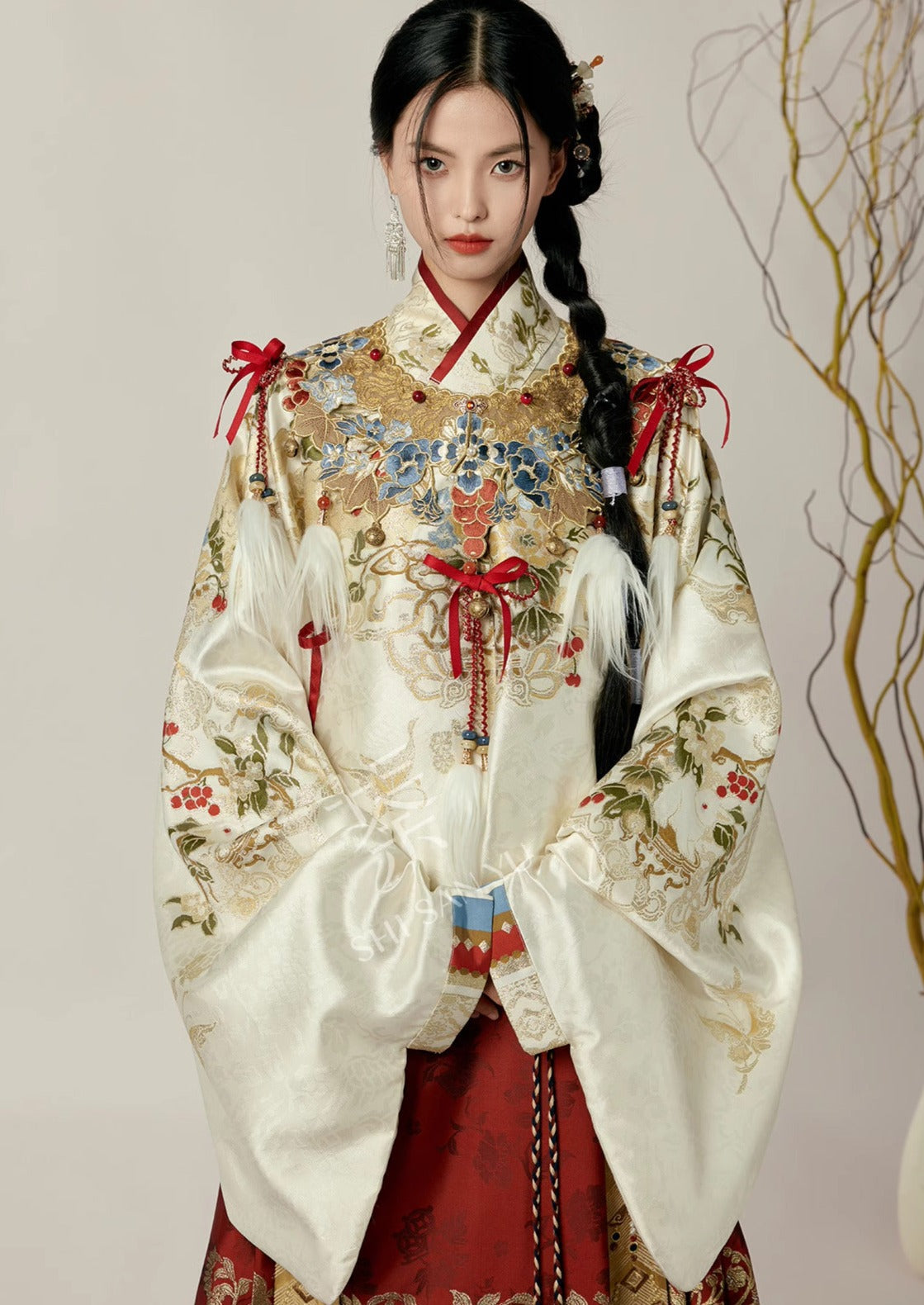 Golden Branch | 2-Pieces Ming Hanfu (九曜金枝)