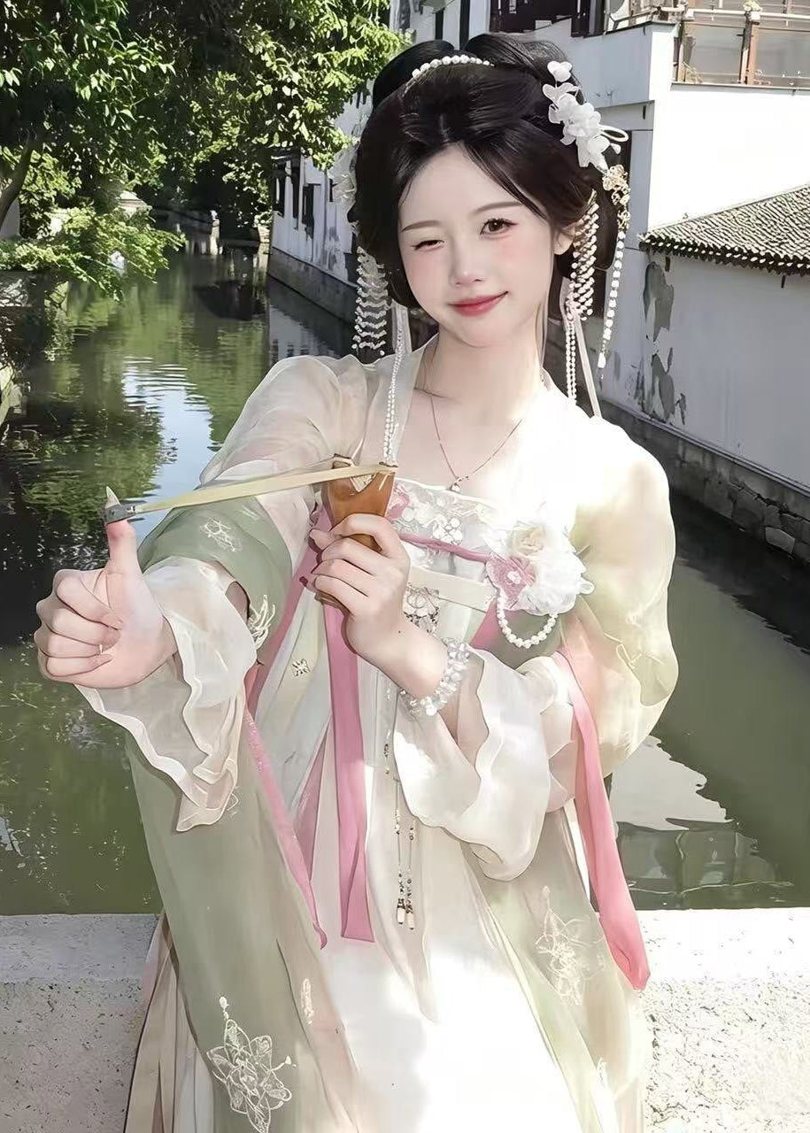 Cloud Song | 3-Piece Plus Hanfu (云音瑶)