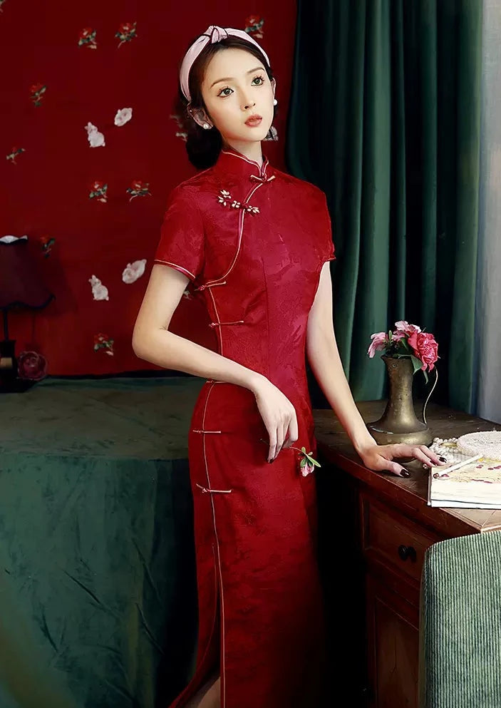 Wine Beauty | Red Qipao Dress (酒色佳人)