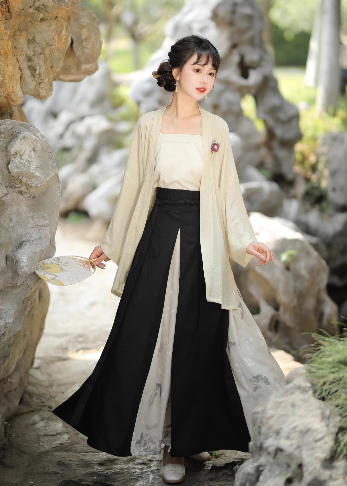 Flower Mirror | Modern 3-Pieces Hanfu (繁花镜)