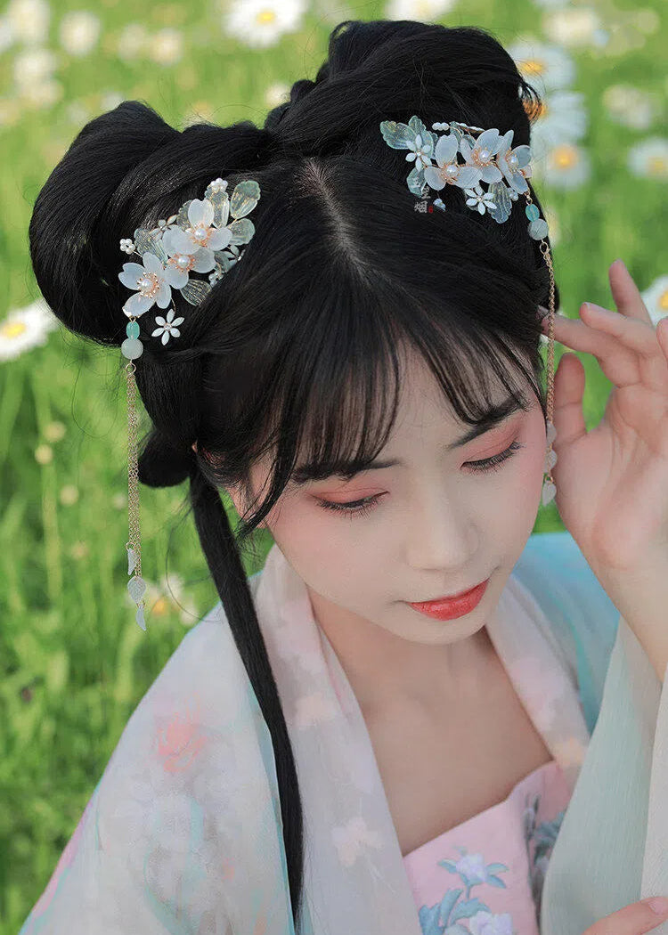Pear Blossoms | 2-Piece Pear Flower Hairclips (晨留香)