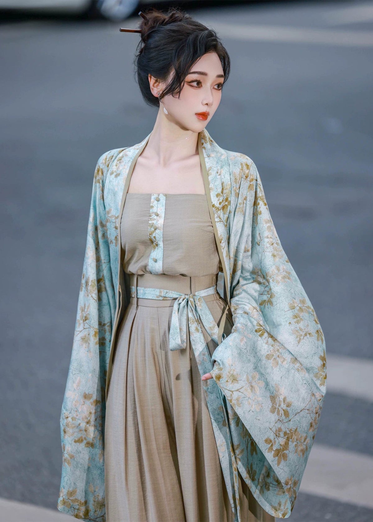 Floral Cyan | Modern 3-Piece Pants Set (花青)