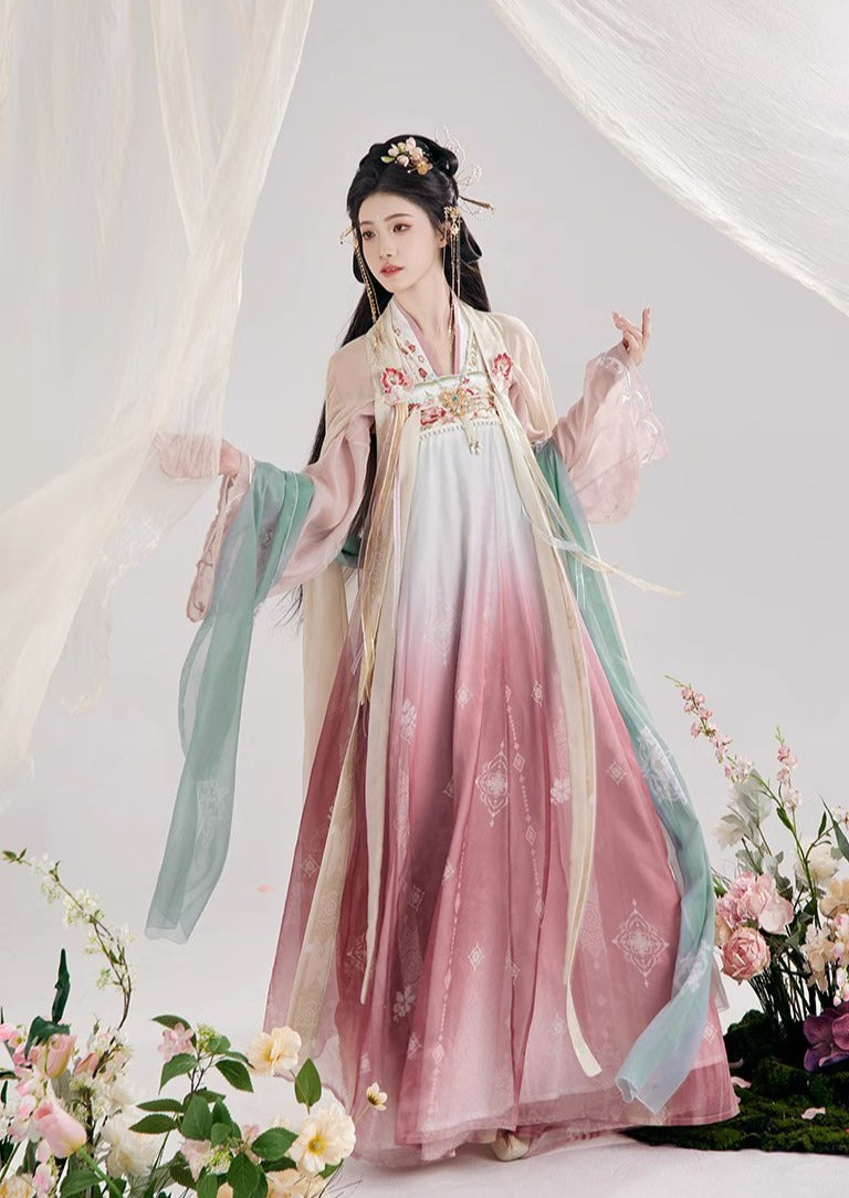 Sweet Peach | 4-Pieces Embroidered Hanfu (桃许春色)