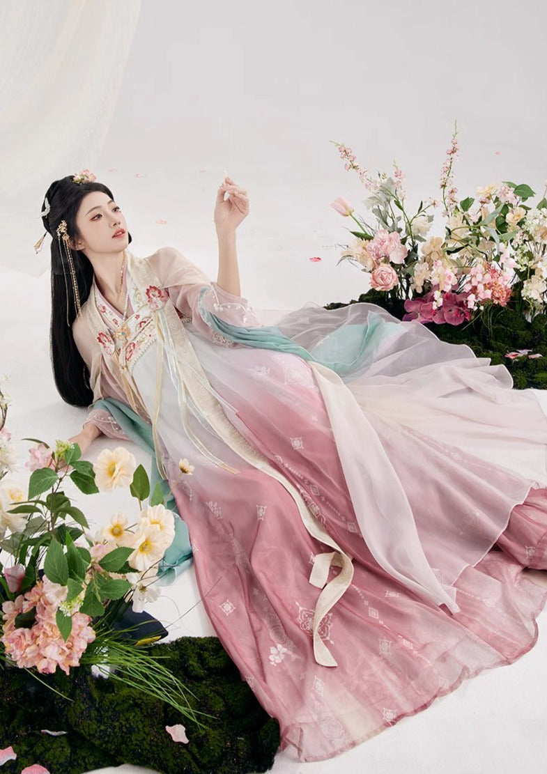 Sweet Peach | 4-Pieces Embroidered Hanfu (桃许春色)