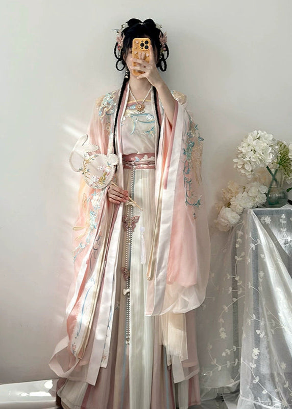 Blooming Flutter | 5-Piece Plus Embroidered Hanfu (蝶恋花海)