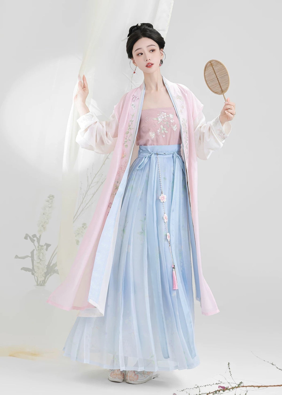 Early Summer | 3-Pieces Embroidered Set (初夏)