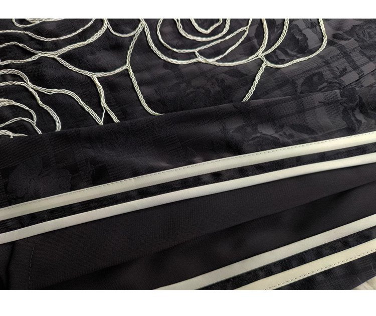 Black Rose | Jacquard Qipao Dress (黑玫瑰与白玫瑰)