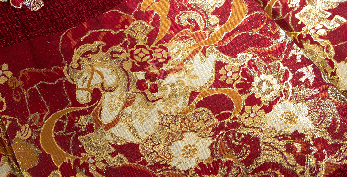 White Horse | 3-Piece 2026 New Year Hanfu (白马嘉岁)