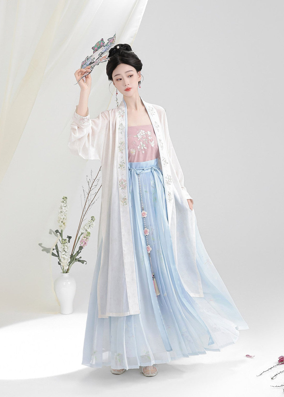 Early Summer | 3-Pieces Embroidered Set (初夏)