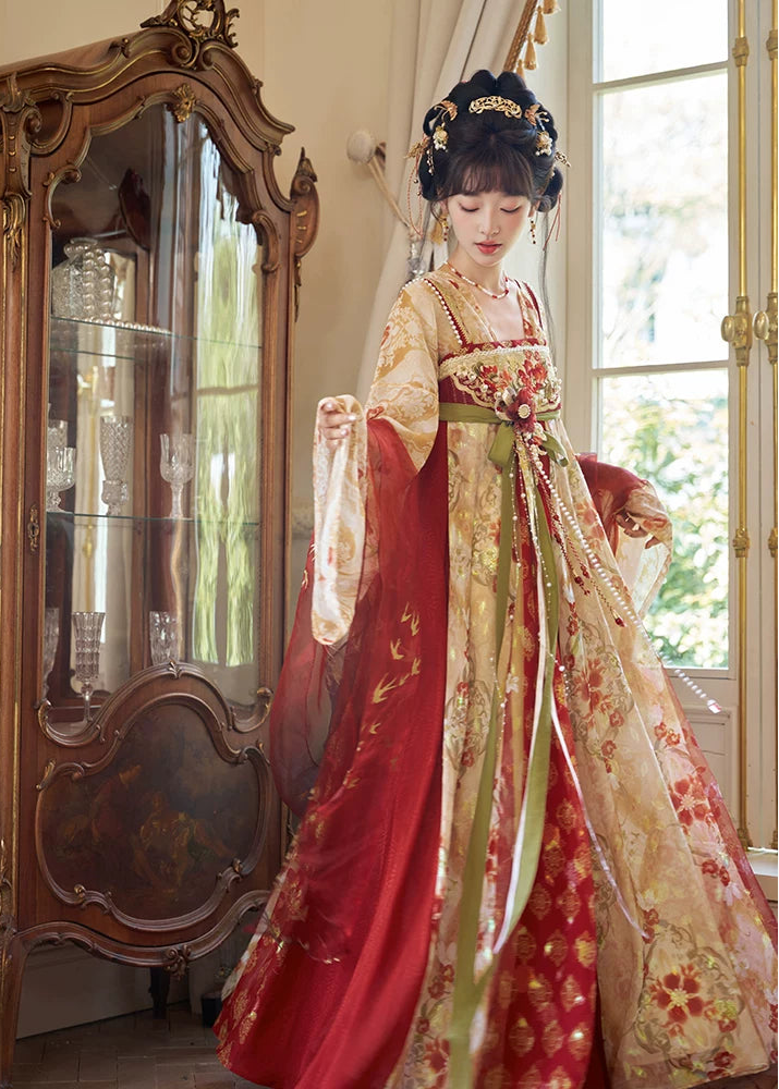Firework Bloom | 3-Piece Embroidered Hanfu (火树银花)