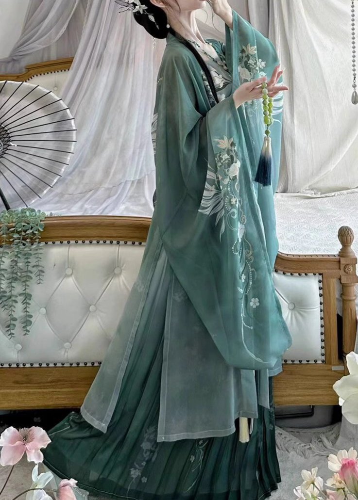 Nube de jade | Hanfu de 4 piezas más (碧云)