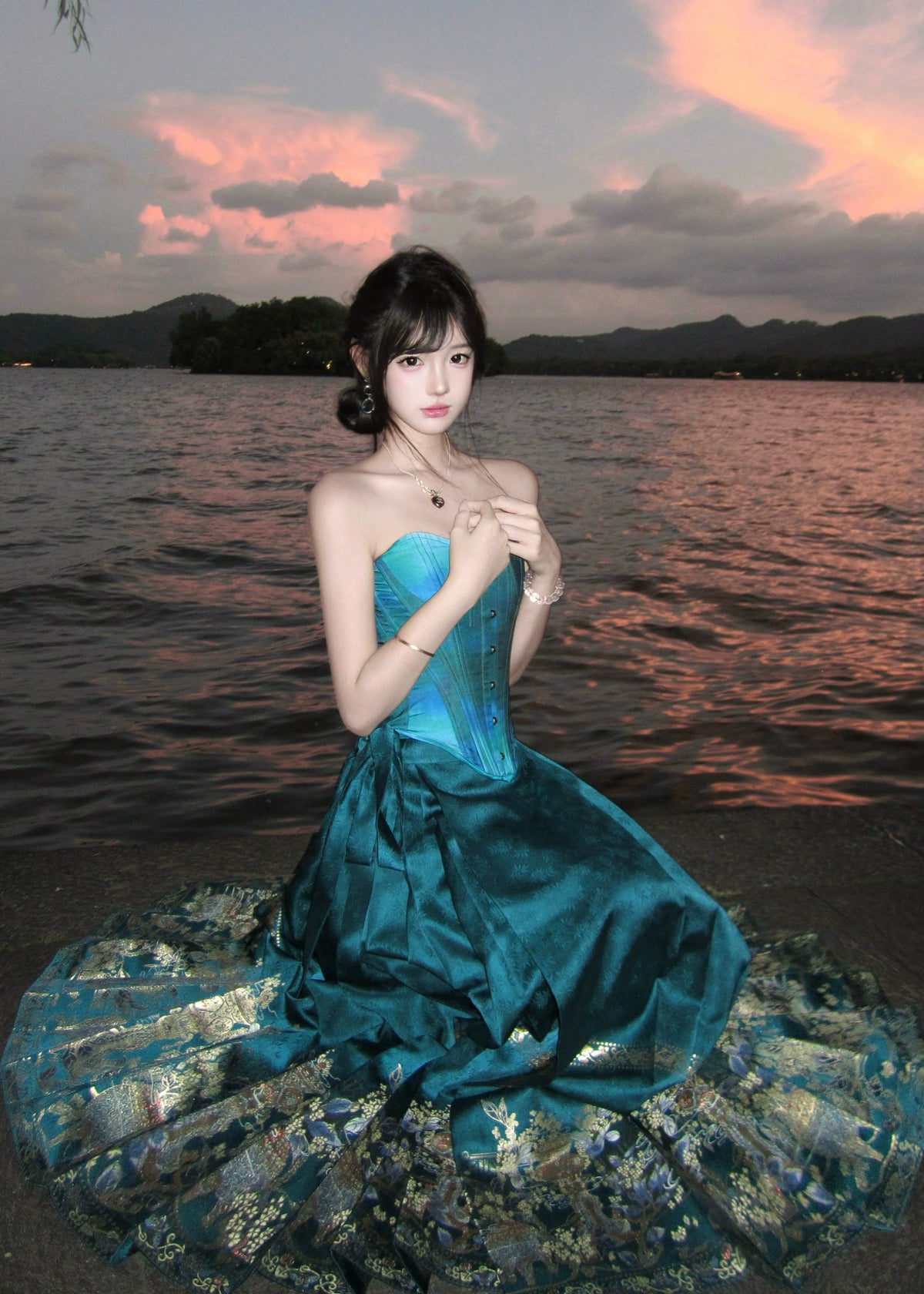 Season Rhythm | Modern Ma Mian Skirt (岁时风物)