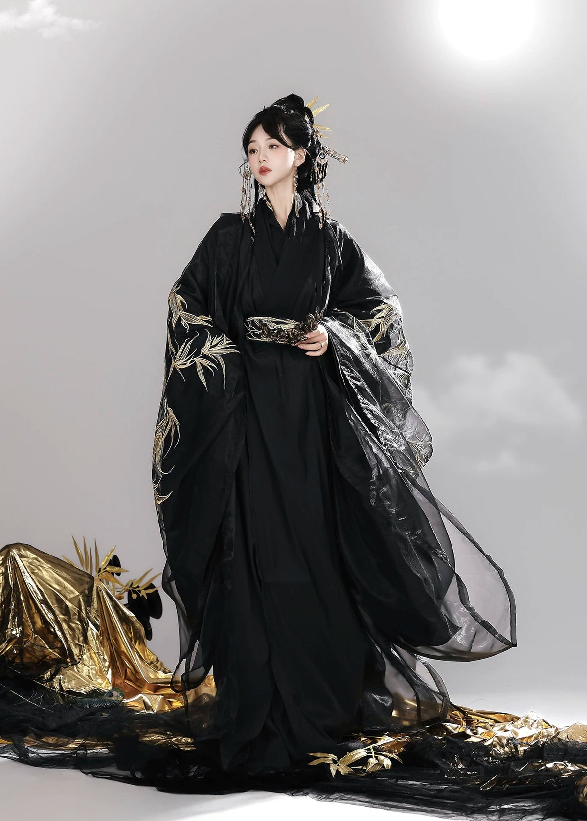 Black Bamboo | 6-Piece Embroidered Hanfu (玉龙赋)